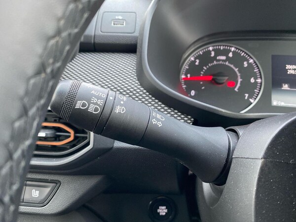 Used Dacia Sandero Stepway 2023 for sale - 76232755: Photo 29