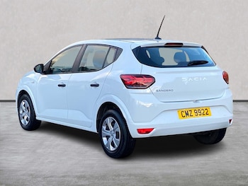 Used Dacia Sandero 2024 for sale - 76492456: Photo