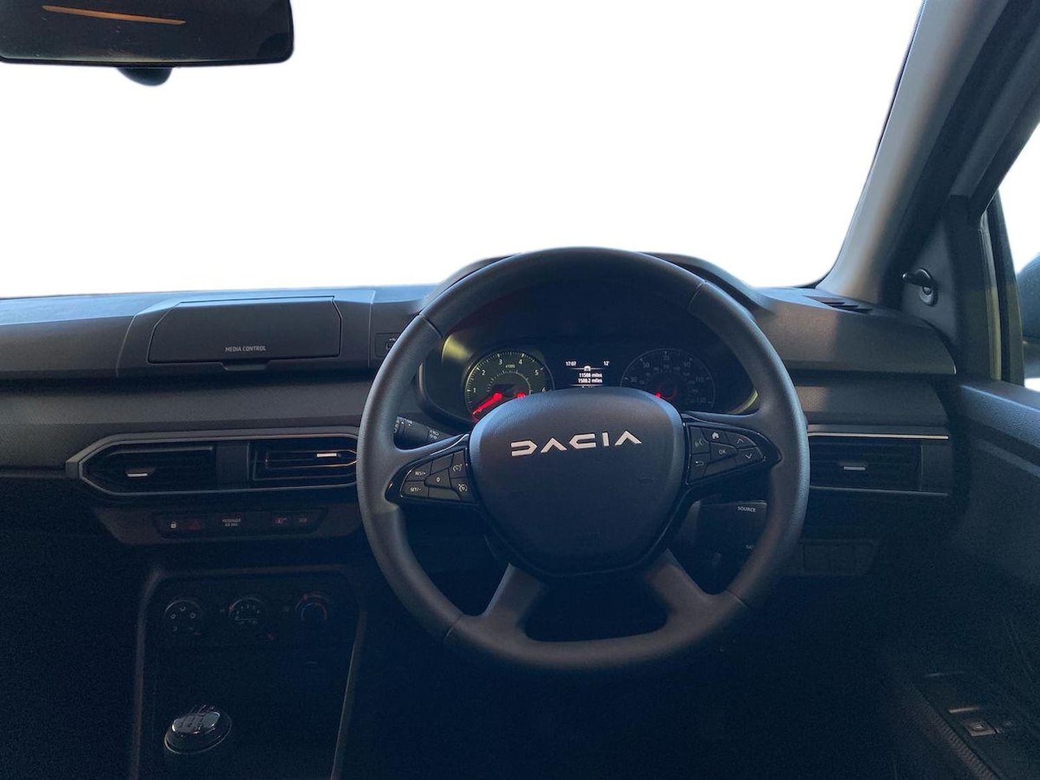 Used Dacia Sandero 2024 for sale - 76492456: Photo 9