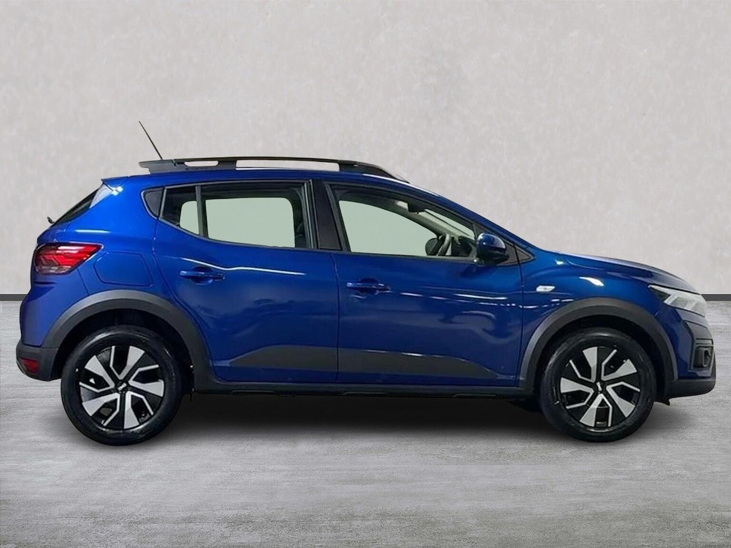 Used Dacia Sandero Stepway 2025 for sale - 77028069: Photo 3