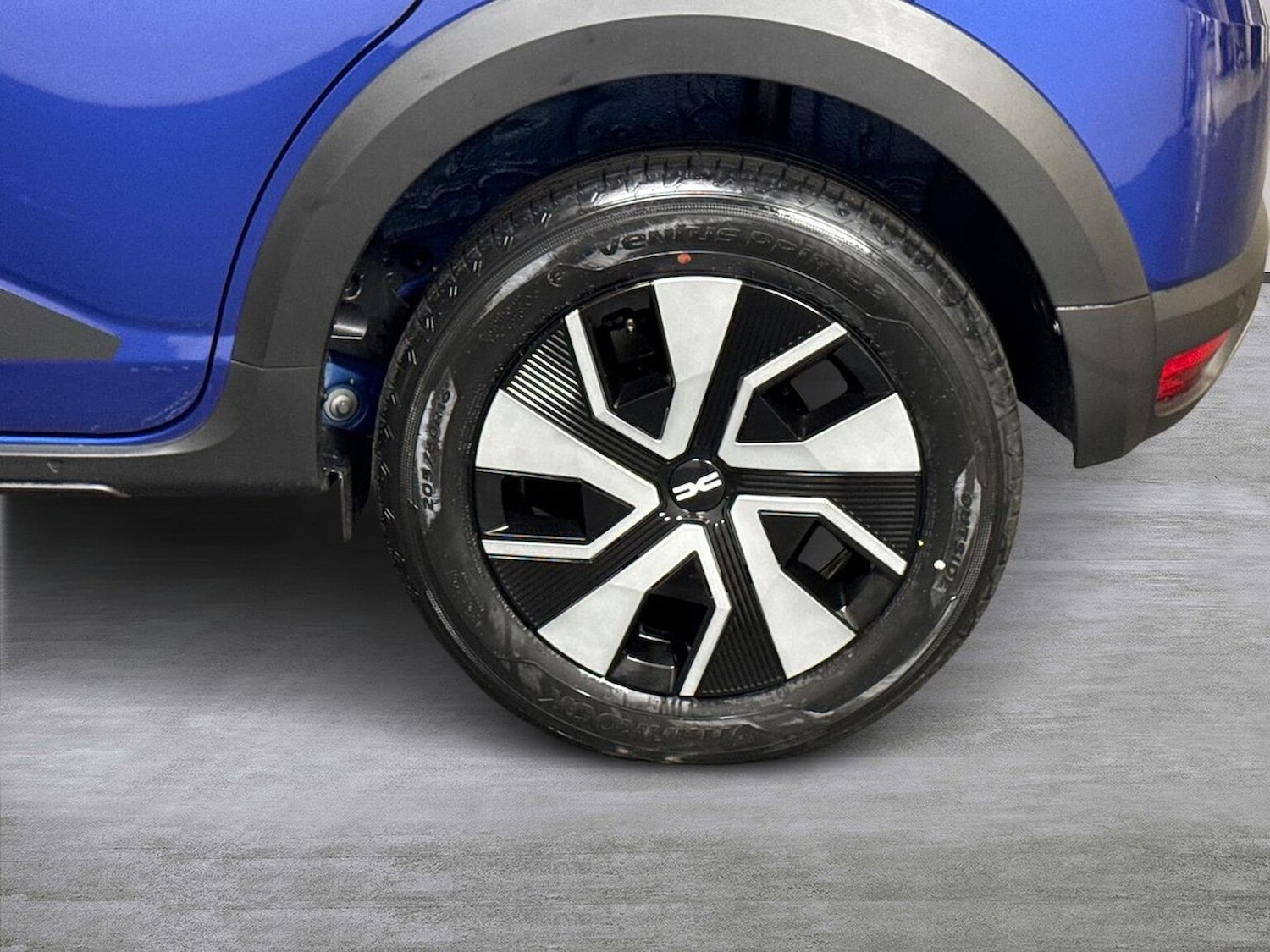 Used Dacia Sandero Stepway 2025 for sale - 77028069: Photo 6