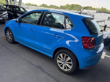 Used Volkswagen Polo 2015 for sale - 78809591: Photo