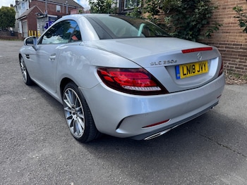 Used Mercedes-Benz SLC 2018 for sale - 78877911: Photo
