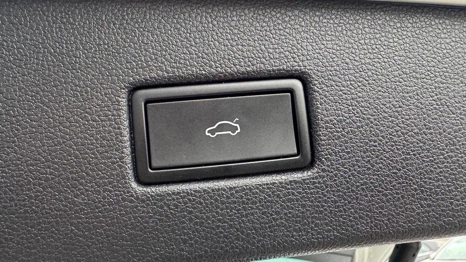 Used Volkswagen Tiguan 2022 for sale - 76725759: Photo 9