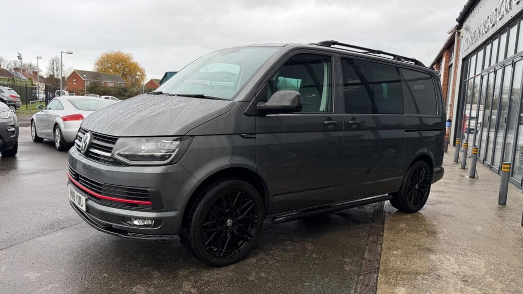 Used Volkswagen Transporter 2018 for sale - 76910493: Photo 1