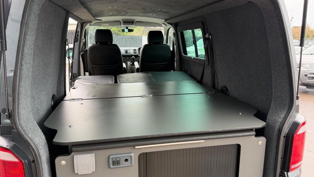 Used Volkswagen Transporter 2018 for sale - 76910493: Photo 19