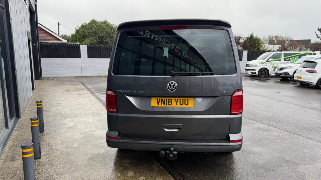 Used Volkswagen Transporter 2018 for sale - 76910493: Photo 3