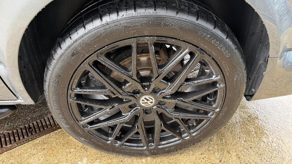 Used Volkswagen Transporter 2018 for sale - 76910493: Photo 8