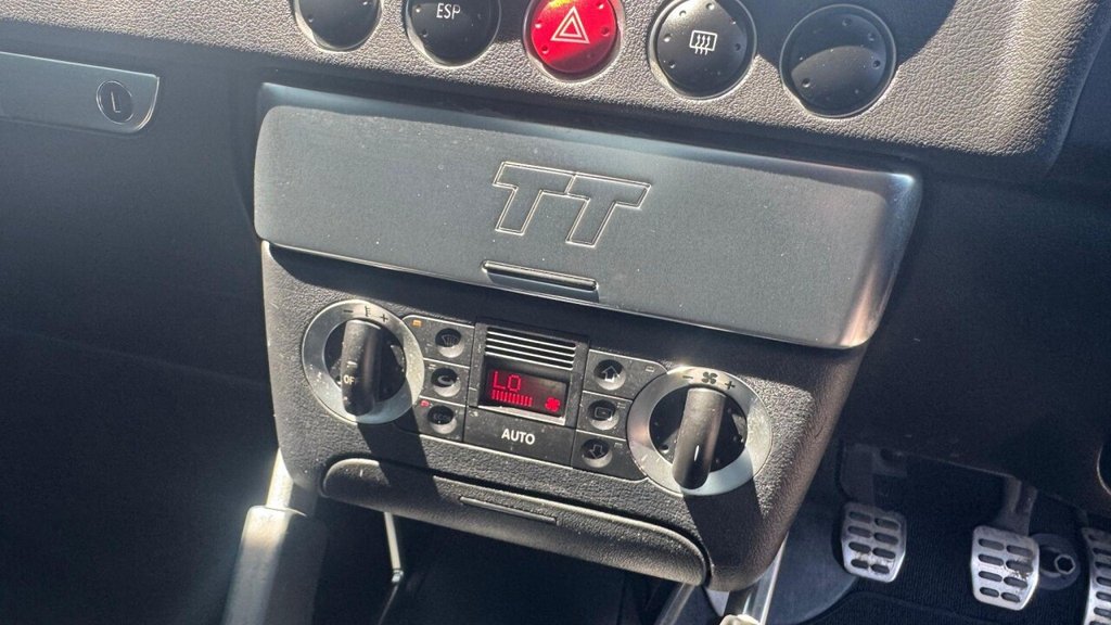 Used Audi TT 2006 for sale - 77820607: Photo 9