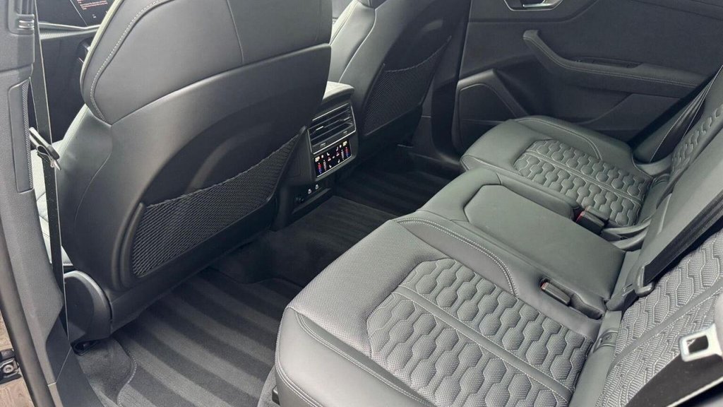 Used Audi RS Q8 2025 for sale - 76734454: Photo 10