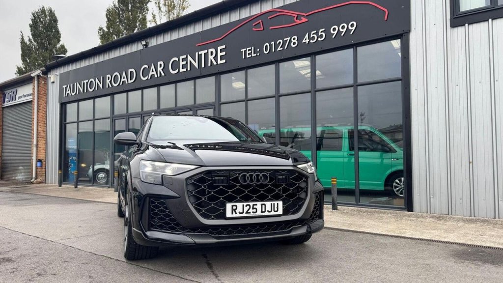 Used Audi RS Q8 2025 for sale - 76734454: Photo 2