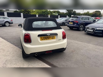 Used MINI Convertible 2019 for sale - 75567133: Photo