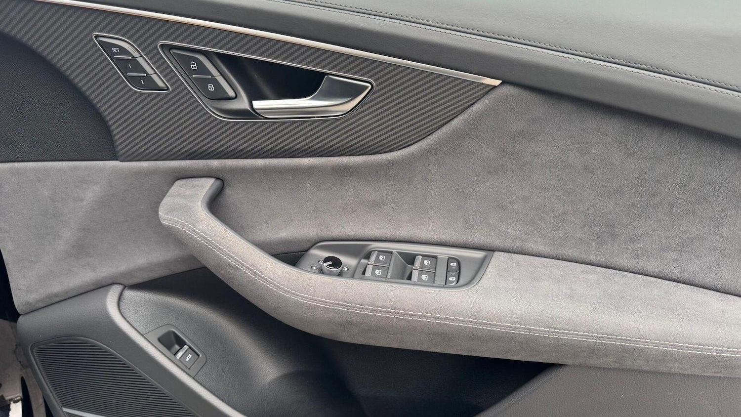 Used Audi RS Q8 2025 for sale - 76262972: Photo 16