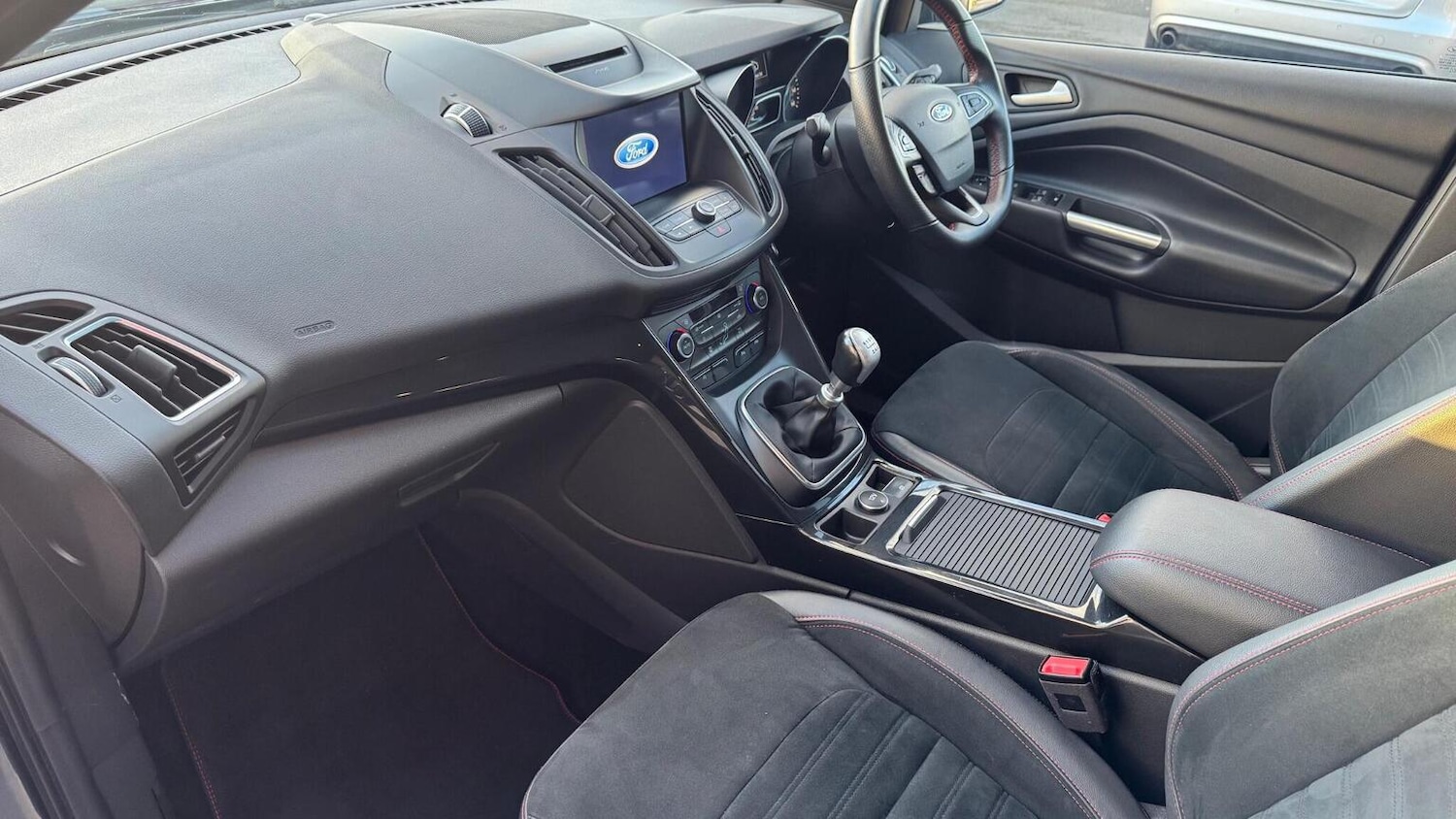 Used Ford Kuga 2019 for sale - 76637467: Photo 7