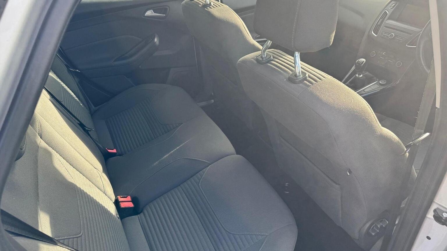 Used Ford Focus 2015 for sale - 76324729: Photo 9