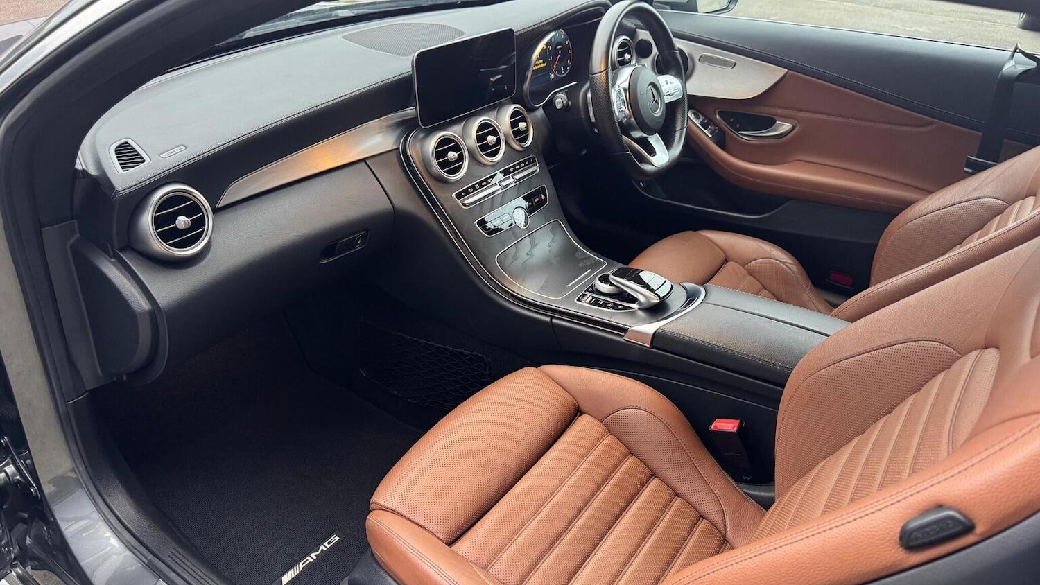 Used Mercedes-Benz C Class 2019 for sale - 76497487: Photo 24