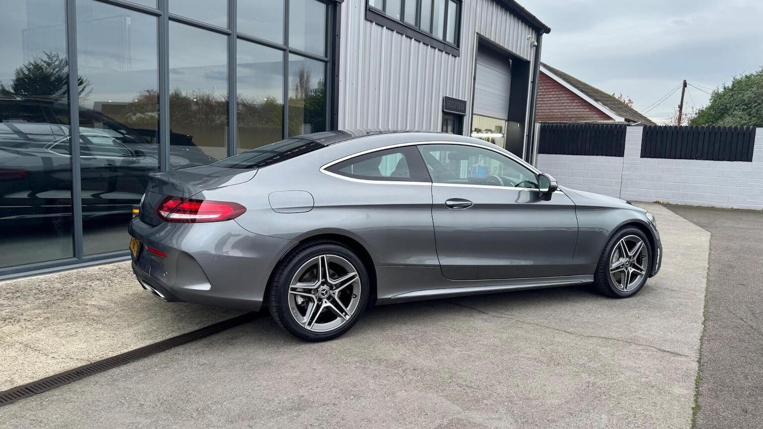 Used Mercedes-Benz C Class 2019 for sale - 76497487: Photo 5