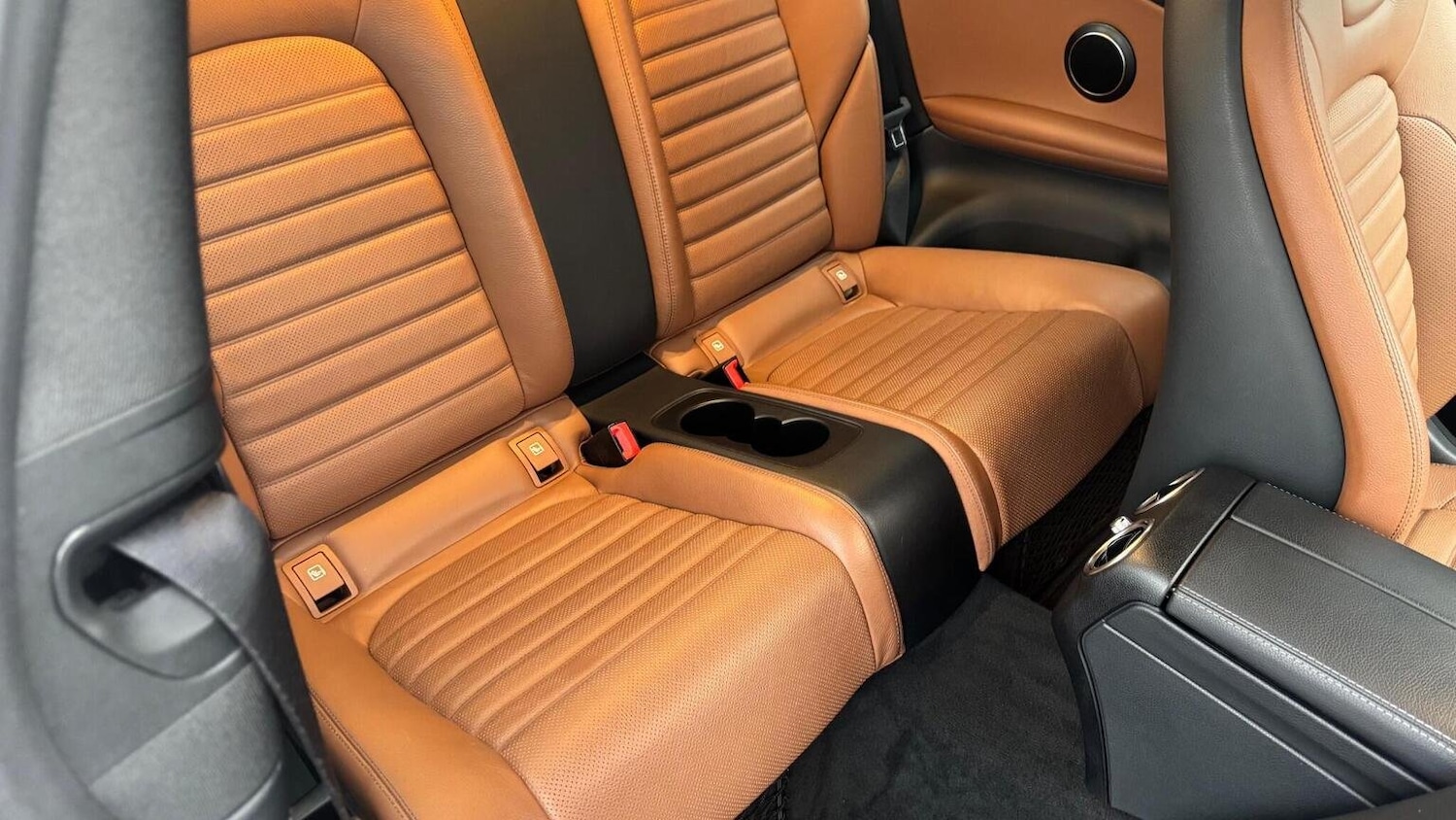 Used Mercedes-Benz C Class 2019 for sale - 76497487: Photo 9