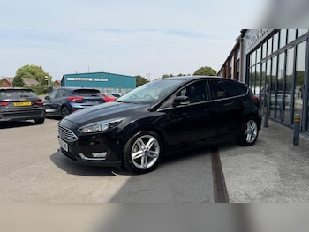 Used Ford Focus 2015 for sale - 79394748: Photo