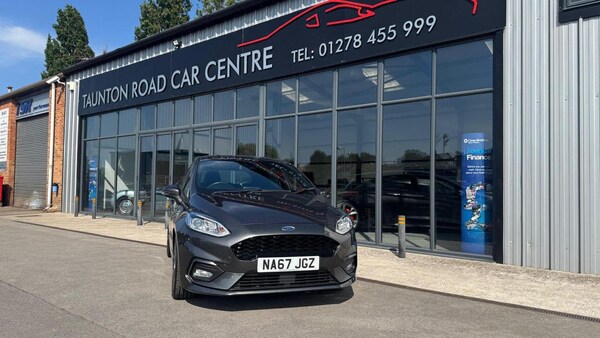 Used Ford Fiesta 2017 for sale - 76178926: Photo 21