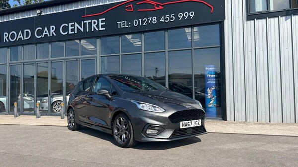 Used Ford Fiesta 2017 for sale - 76178926: Photo 5