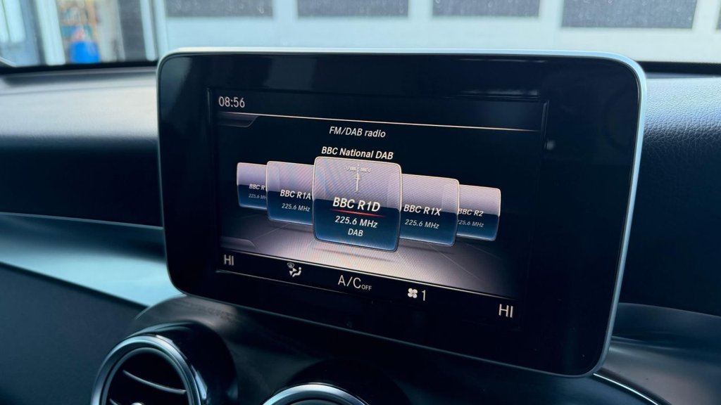 Used Mercedes-Benz GLC 2017 for sale - 77463768: Photo 18