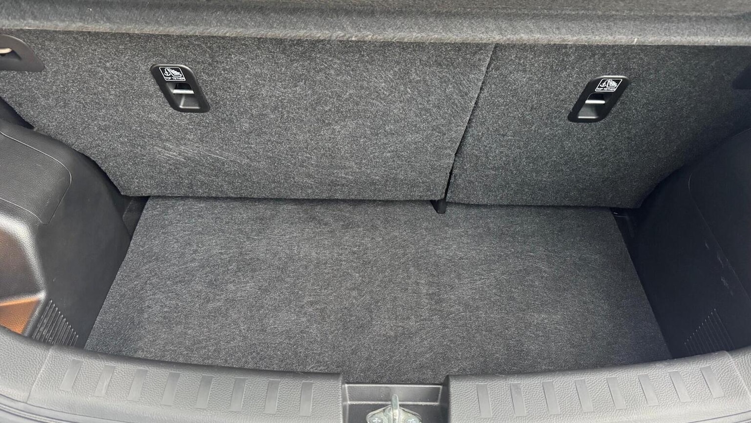 Used Suzuki Swift 2016 for sale - 76706178: Photo 19