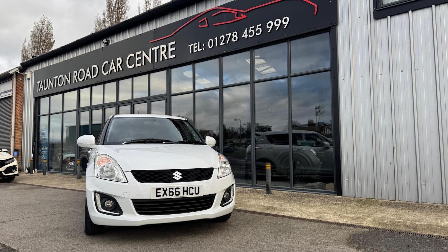 Used Suzuki Swift 2016 for sale - 76706178: Photo 2