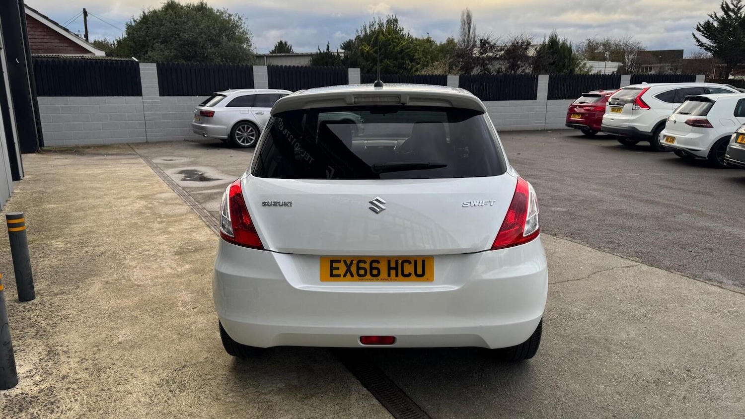 Used Suzuki Swift 2016 for sale - 76706178: Photo 4