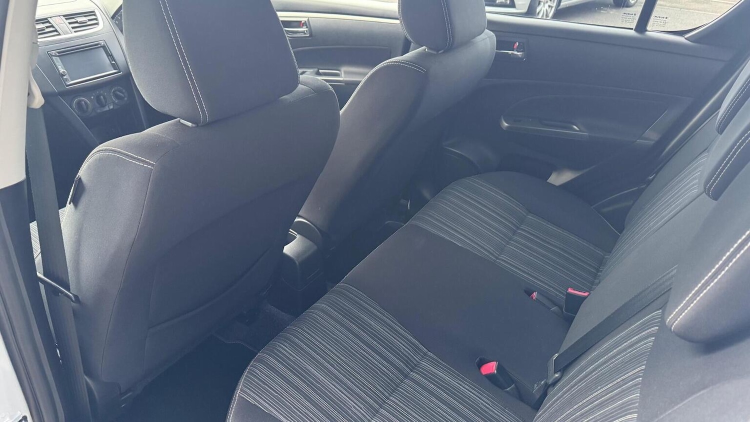 Used Suzuki Swift 2016 for sale - 76706178: Photo 8