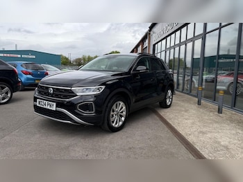 Used Volkswagen T-Roc 2024 for sale - 78307728: Photo