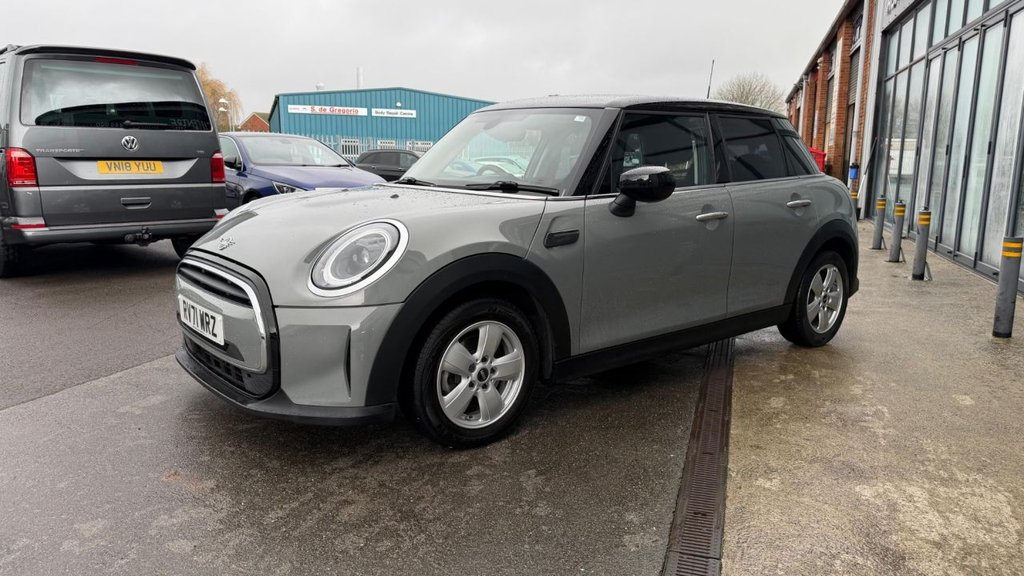 Used MINI Hatch 2021 for sale - 77236331: Photo 3