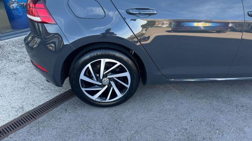 Used Volkswagen Golf 2019 for sale - 76841445: Photo 16