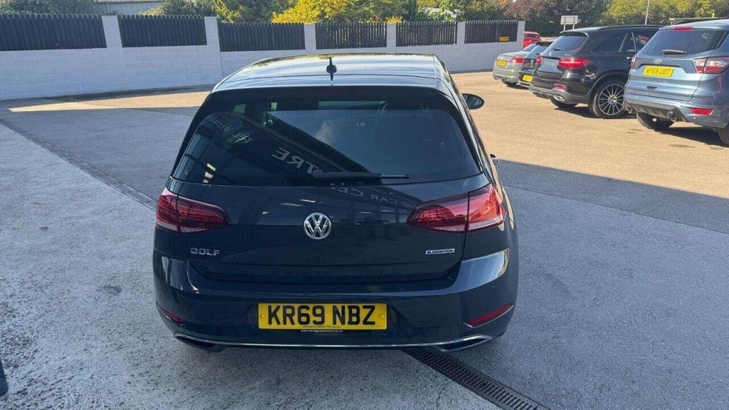 Used Volkswagen Golf 2019 for sale - 76841445: Photo 5