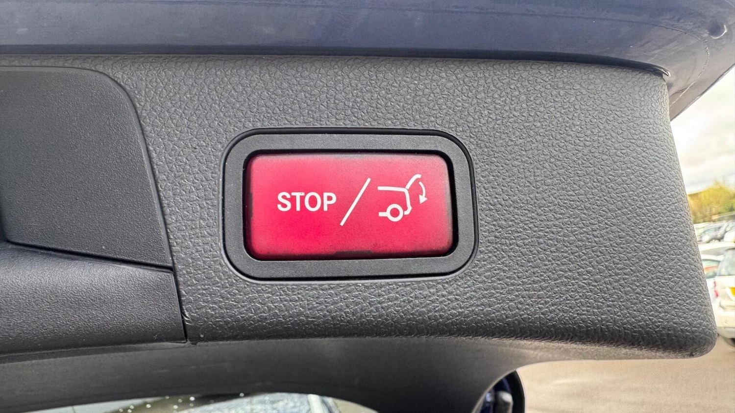 Used Mercedes-Benz C Class 2017 for sale - 76637424: Photo 13