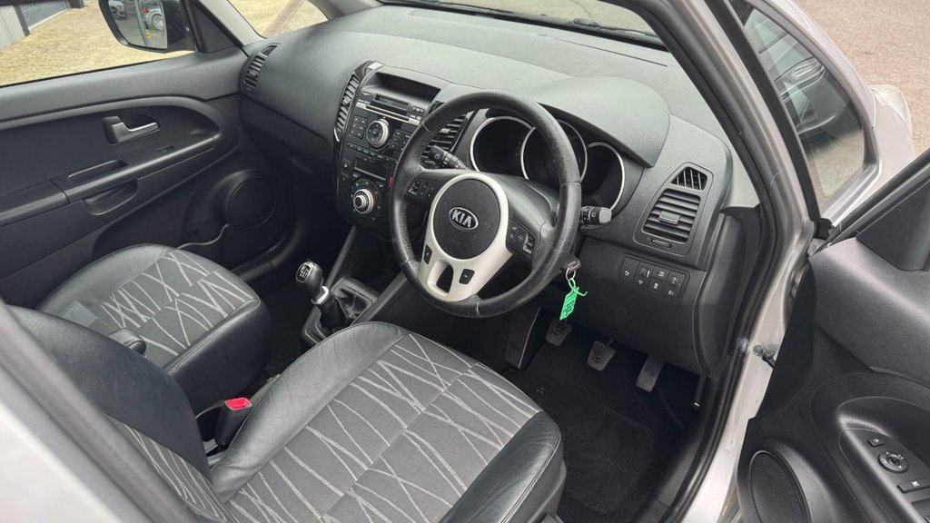 Used Kia Venga 2014 for sale - 77820888: Photo 11