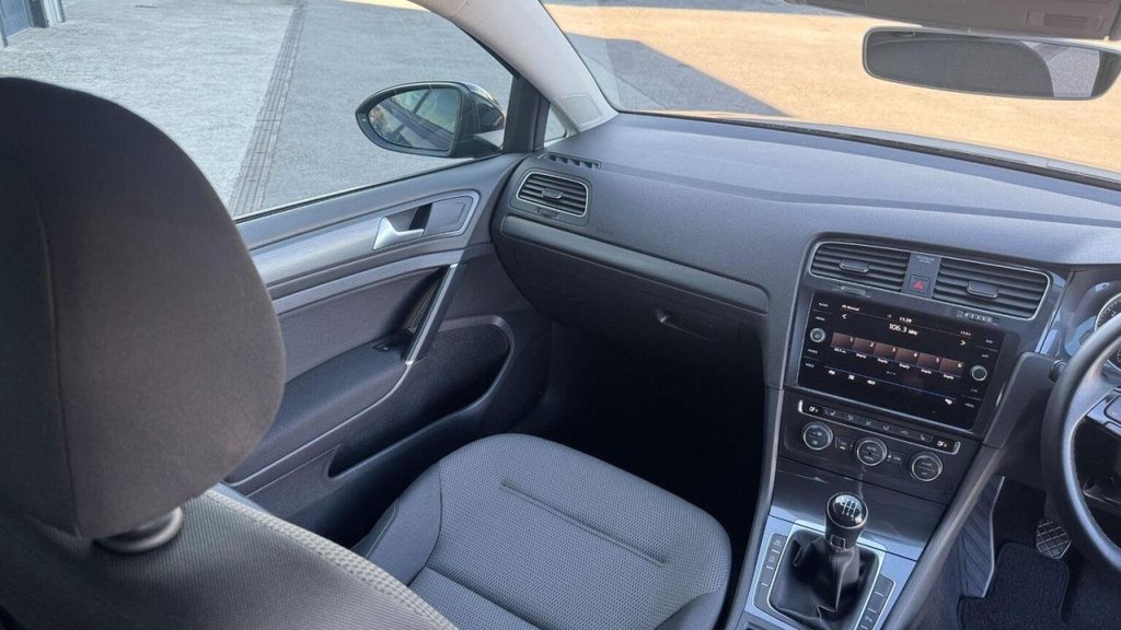 Used Volkswagen Golf 2019 for sale - 76734439: Photo 10