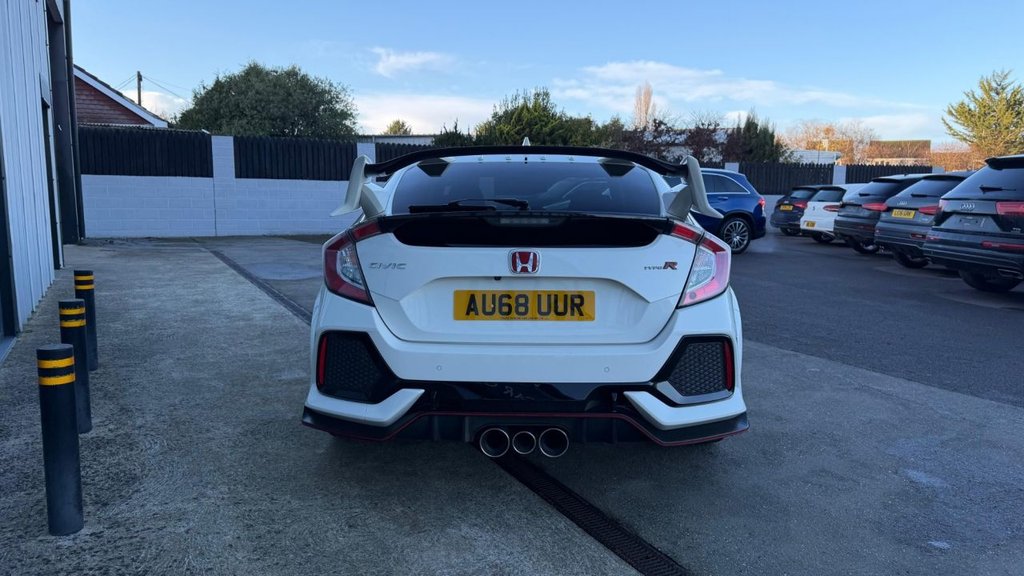 Used Honda Civic 2018 for sale - 77463549: Photo 4