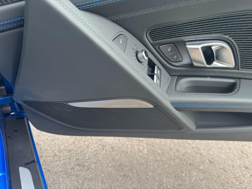 Used Audi R8 2016 for sale - 76820705: Photo 13