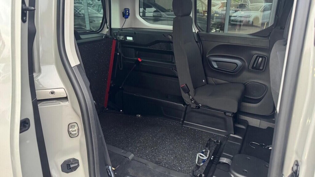 Used Peugeot Rifter 2019 for sale - 77014419: Photo 12