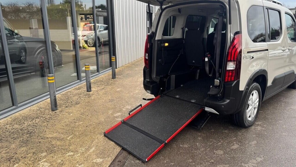 Used Peugeot Rifter 2019 for sale - 77014419: Photo 14