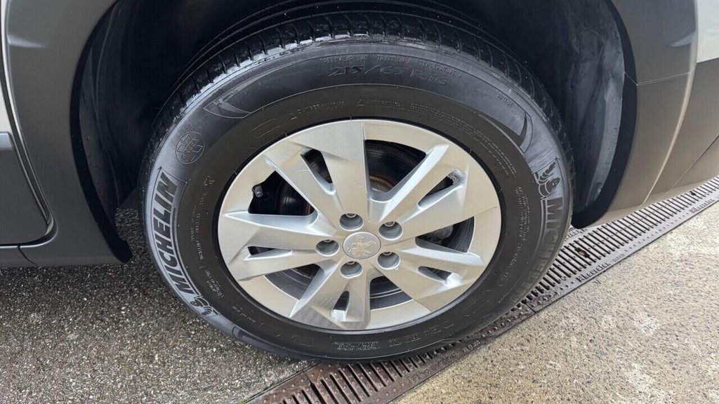 Used Peugeot Rifter 2019 for sale - 77014419: Photo 20