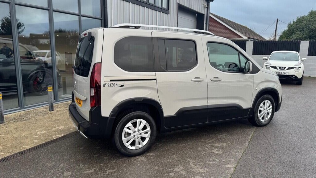 Used Peugeot Rifter 2019 for sale - 77014419: Photo 24