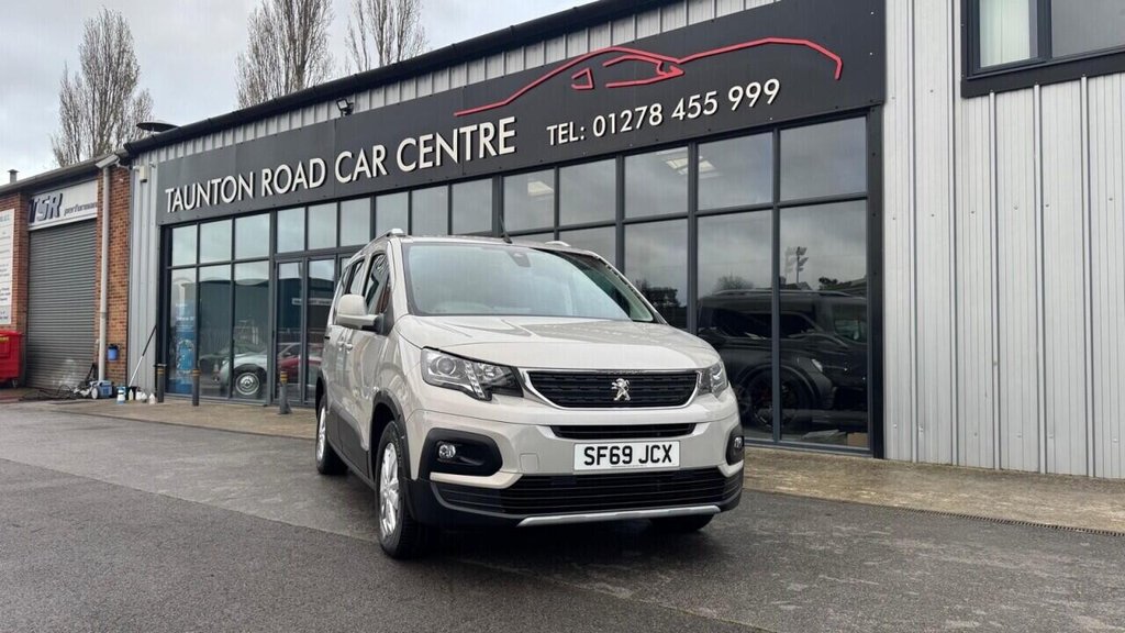 Used Peugeot Rifter 2019 for sale - 77014419: Photo 3