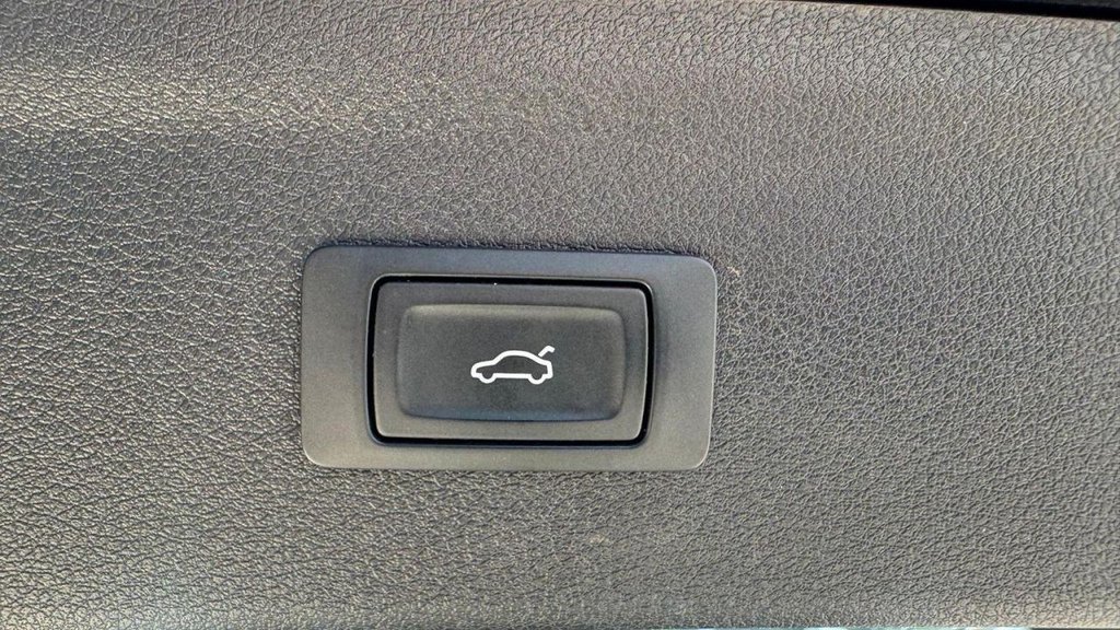 Used Audi Q3 2017 for sale - 76734442: Photo 10