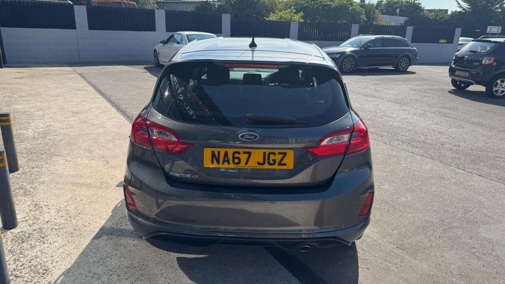 Used Ford Fiesta 2017 for sale - 76820703: Photo 3