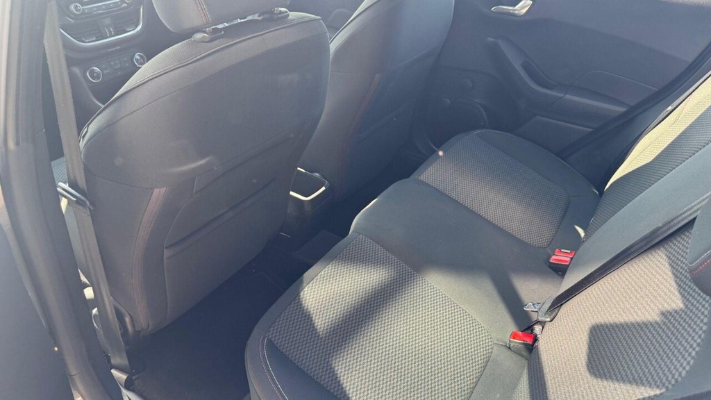 Used Ford Fiesta 2017 for sale - 76820703: Photo 8