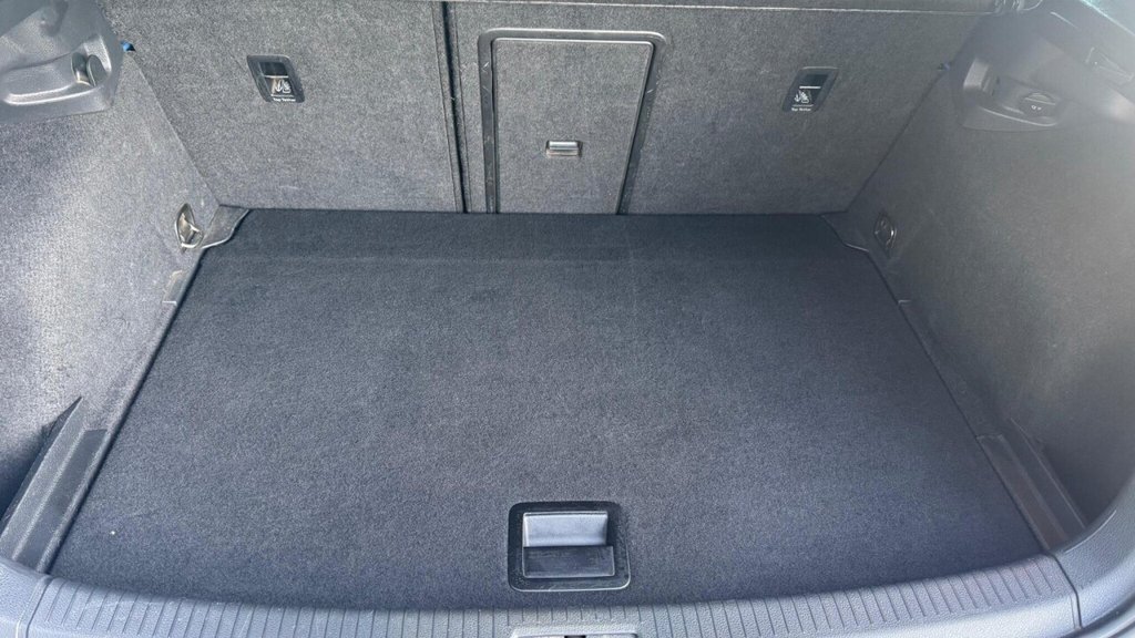 Used Volkswagen Golf 2014 for sale - 76841435: Photo 19