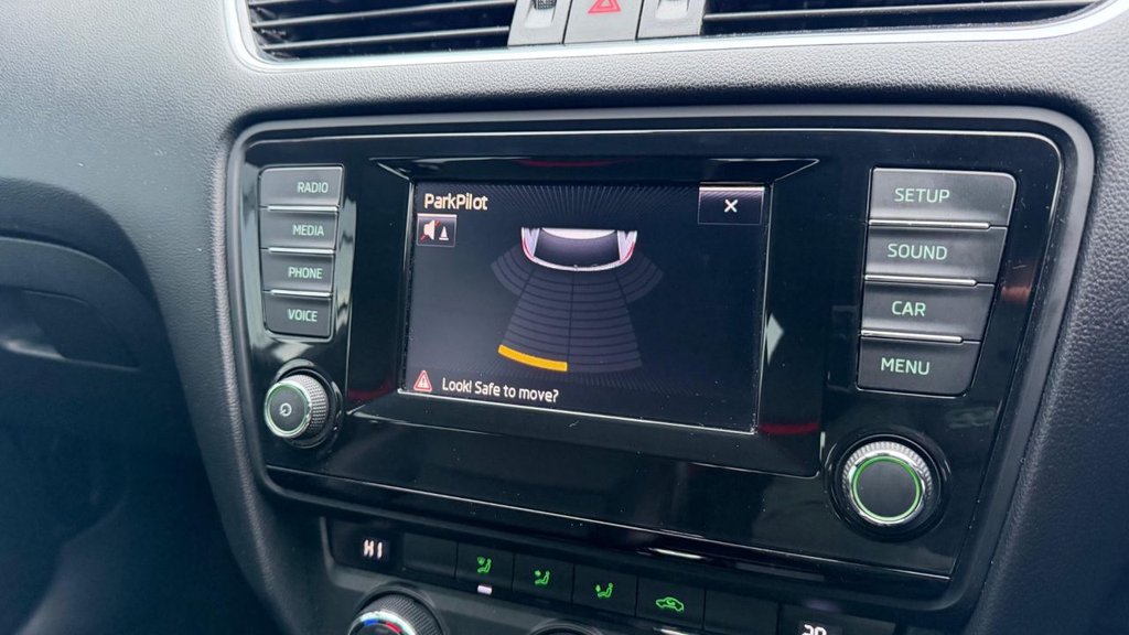 Used Skoda Octavia 2015 for sale - 77588232: Photo 17