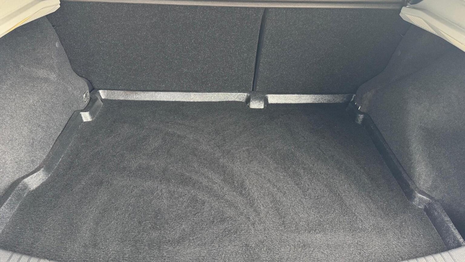 Used Nissan Qashqai 2013 for sale - 76471263: Photo 17